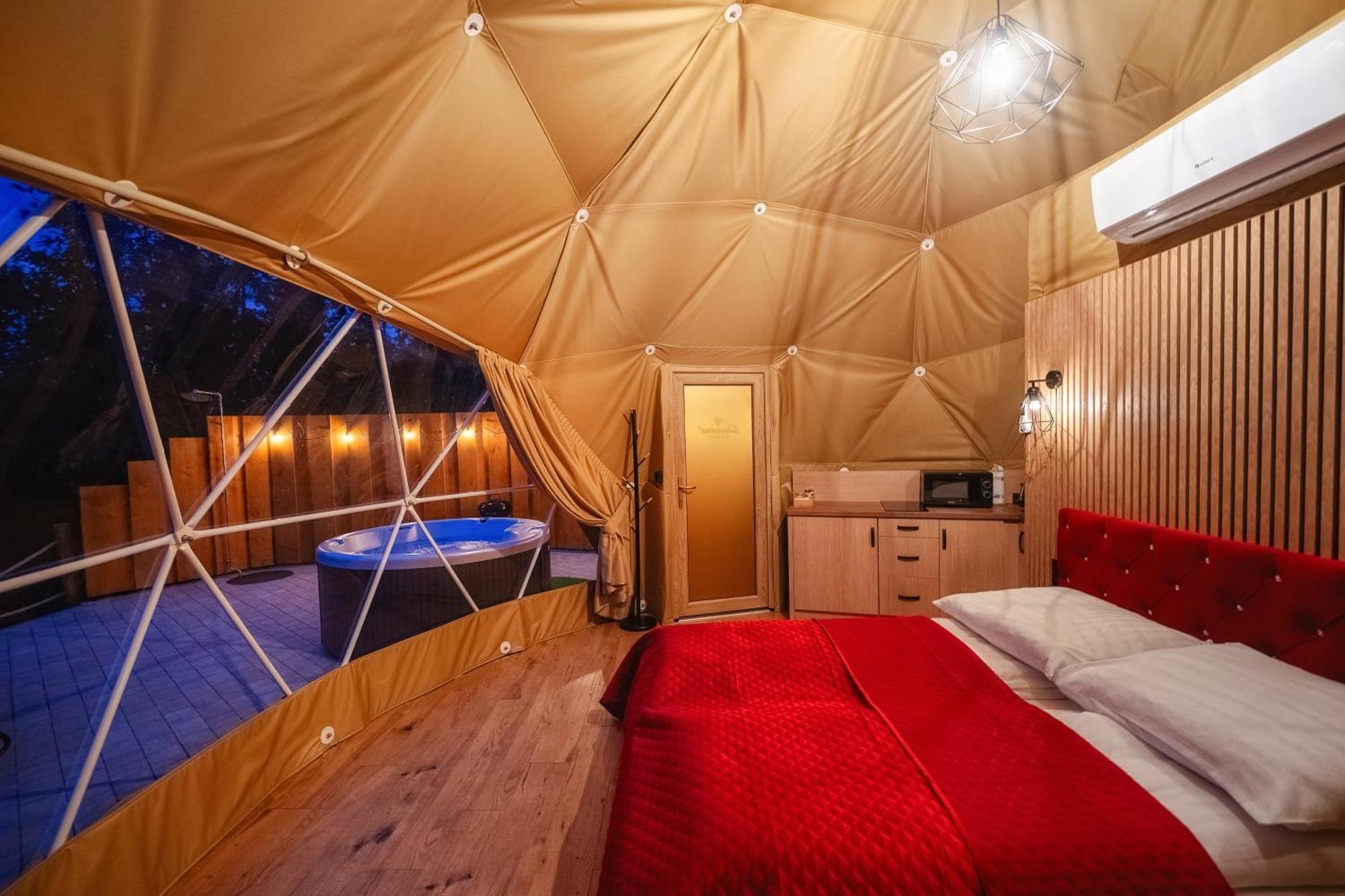 فندق Diamond Glamp & Jacuzzi زاكوباني المظهر الخارجي الصورة